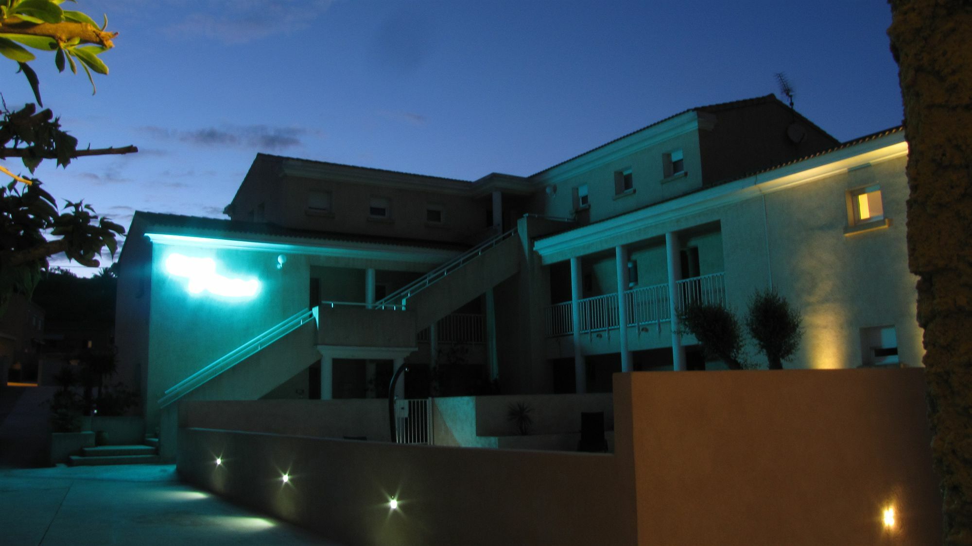 Residence Saint Michel เอลเลอรูซ ภายนอก รูปภาพ
